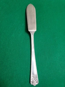 WM Rogers and Son APRIL 1950 Master Butter Knife BY 7 " Bright Silver Cutlery - Picture 1 of 6