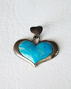 SX 925 STERLING SILVER AND TURQUOISE HEART PENDANT 1.25" 9.83g - Picture 1 of 8