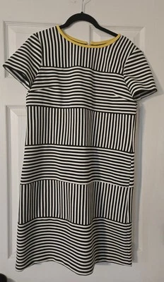Vestido lápiz recto manga corta a rayas blanco negro Maggy London para mujer talla 10 Foto 1 de 4