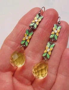 Orecchini pendenti in argento sterling con fiori smaltati Art Nouveau. R28M - Foto 1 di 2