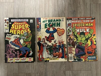 Spider Man Comic Book Mixed Lot Of 3 Vintage  - Image 1 of 4