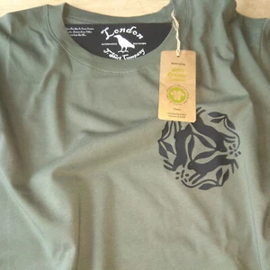 Three Hares T-Shirt - Natur, Ancient Folklore, S-XXL, Bio Baumwolle - Bild 1 von 4