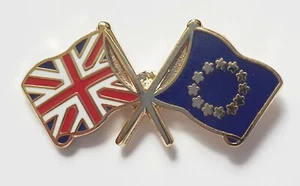 UNION JACK UND EURO T435 METALL FREUNDSCHAFTS PIN ANSTECKER - Bild 1 von 1
