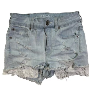 American Eagle Outfitters Jeansshorts Damen 00 Light Denim Distressed mit Spitze - Bild 1 von 13
