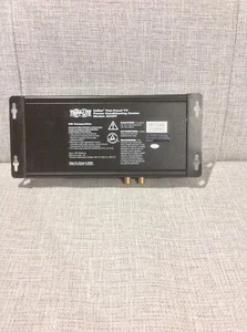 Tripp Lite AV2FP Tripp Lite Isobar AV2FP Flat Panel Power Conditioner FREE SHIP - Picture 1 of 6