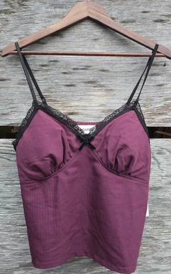 Camiseta sin mangas No Boundaries para mujer GRANDE 12-14 Sweetheart DARK CHERRY   Foto 1 de 3