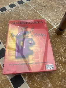 Scattergories Board Game - Picture 1 of 5