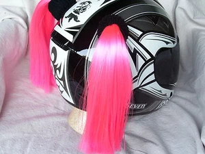 Rosa HELMZÖPFE / SCHWEINSCHWÄNZE pink ..MOTORRAD, SKATEBOARD, FAHRRAD & mehr - Bild 1 von 1