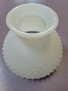 8" montierter Sockel Milchglas Nagel Lampenschirm 5 5/8" hoch - Bild 1 von 4