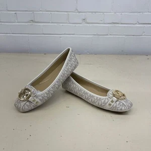 MICHAEL KORS Fulton Studded Logo Moccasin Women's Size US 6.5M Vanilla - Picture 1 of 7