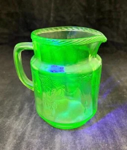 Anchor Hocking camafeo uranio verde depresión vidrio 36 OZ jarra borde de cuerda - Imagen 1 de 8