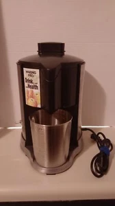Waring Health Juice Extractor Centrifugal Juicer - Model WE100PC Stainless Steel - Picture 1 of 11