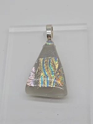 Artisan Created 项链吊坠 分色玻璃 Iridescent 蓝色 黄色 粉红色 — 第 1/4 张图片