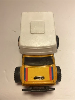 Vintage 1987 Remco Metal Die Cast 4X4 Pickup Truck w/ Camper Top  4-1/2"L - Image 1 of 4