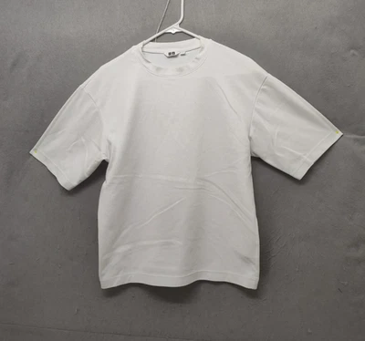 Uniqlo U AIRism Shirt Mens Small White Crewneck Short Sleeve Minimalist Tee - Image 1 of 4