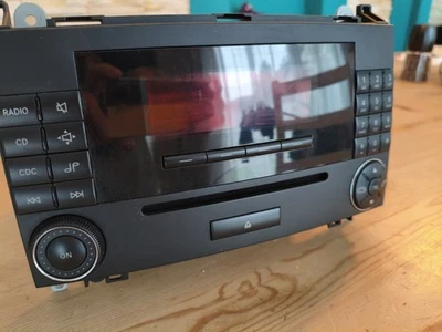 Mercedes W169  Radio Autoradio CD Player  A1698700689  MF2750   - Bild 1 von 2