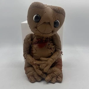 Kamar E.T. 1982 vintage Muñeca 9” Plisada Universal City Studio Peluche! Escamas - Imagen 1 de 8