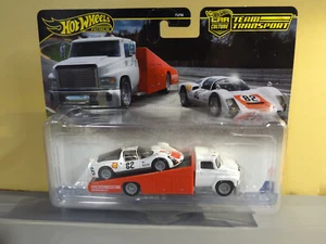 Hot Wheels Premium - Team Transport - Porsche 906 Carrera 6 1966 y equipaje de mano - Imagen 1 de 1