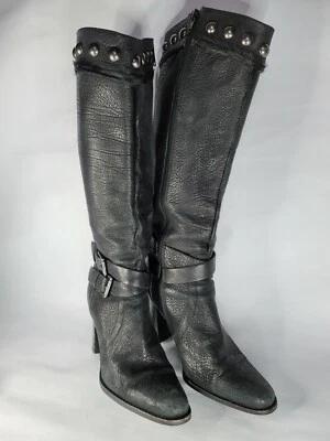 Botas negras de cuero Apepazza para mujer talla 7 hebillas adornos usadas en excelente estado Foto 1 de 4