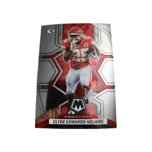 Tarjeta de fútbol americano 2022 Panini Mosaic #95 Clyde Edwards-Helaire Kansas City Chiefs F6 - Imagen 1 de 2