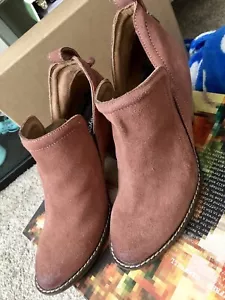 jeffrey campbell 8 - Picture 1 of 4
