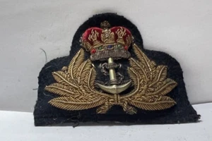 Royal Navy Officers Bullion Cloth Cap Badge 1960's-70's 8.5 x 7 cm's - Picture 1 of 3
