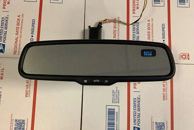 07 08 09 10 11  TOYOTA CAMRY REAR VIEW MIRROR WITH AUTO DIMMING AND COMPASS OEM - Image 1 of 4