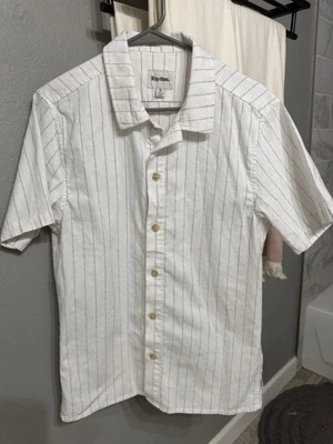 Camisa de hombre Rhythm Livin manga corta con botones, rayas blancas, pequeña Foto 1 de 4