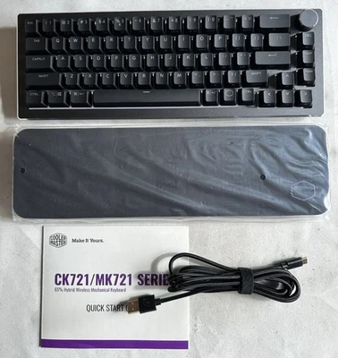 TECLADO COOLER MASTER CK721 65% INALÁMBRICO 2.4GHZ RGB INTERRUPTORES ROJOS CK-721-GKTR1 Foto 1 de 4