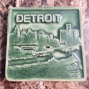 PEWABIC POTTERY Detroit Skyline 4"x4" azulejo esmaltado verde - Imagen 1 de 17