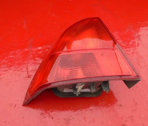 01 02 HONDA CIVIC OUTER TAILLIGHT TAIL LIGHT DRIVER LEFT SIDE SEDAN 4 DOOR TYC - Picture 1 of 8