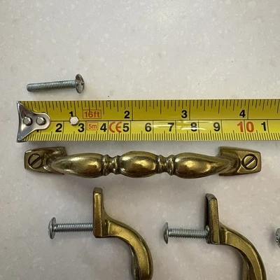 Vintage Lot of 4 Brass Drawer Pulls Cupboard Handles Cabinet Pull - Image 1 of 4