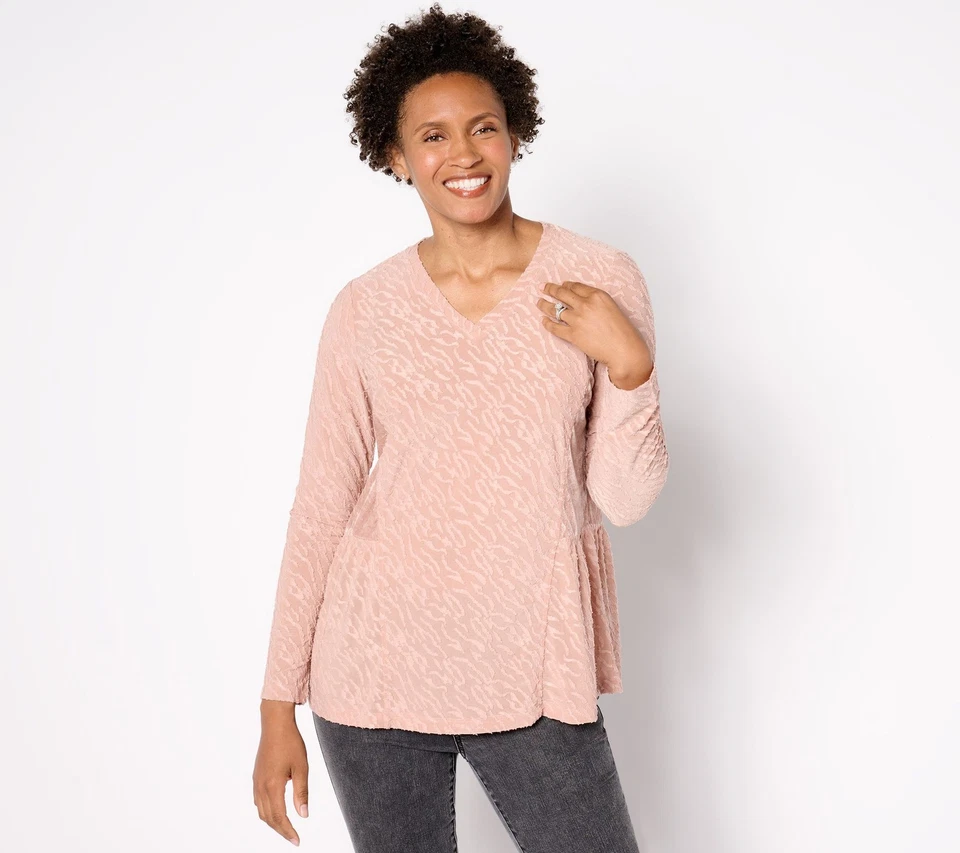 Top para mujer LOGO by Lori Goldstein talla M jacquard recortado y amarillo A667538 Foto 1 de 4