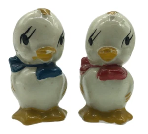 American Bisque Anthropomorphic Baby Ducks 3" Salt Pepper Ceramic Shaker Set 40s - Picture 1 of 14