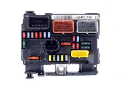 Module BSM Boîte à Fusibles Citroen C2 C3 I II C3 Picasso DS3 Peugeot 1007 207 9 - Photo 1/4