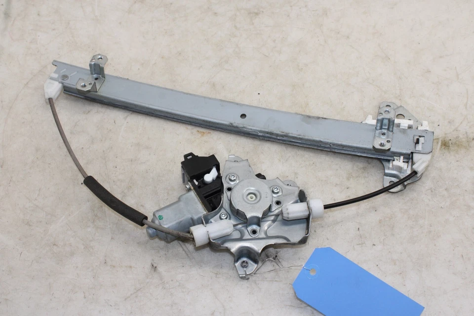 Regulador de ventana delantero derecho Nissan Juke 2011-2017 OEM GI178 Foto 1 de 4