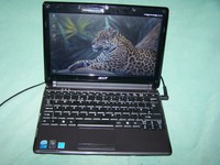 Acer Aspire One ZG8 531h 10.1" Netbook Win7 Office 2010 WiFi Webcam, working but