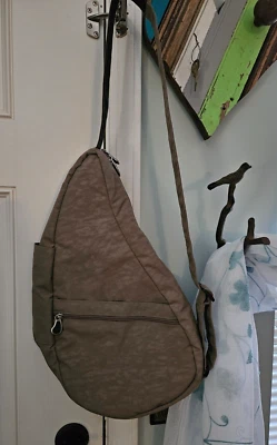 Bolso de Mano AmeriBag Espalda Saludable Nailon Envejecido Mediano (Taupe) Foto 1 de 4