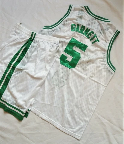 Kevin Maurice Garnett โ5 Jersey/shorts (Price for 1 set) 4 sizes Cover