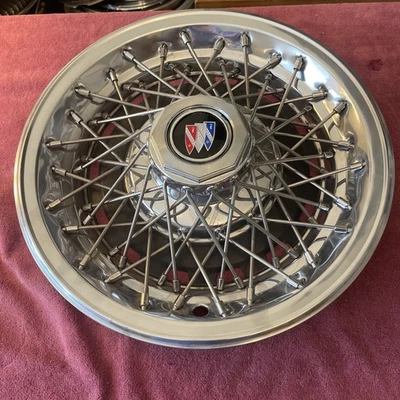 Tapacubos de radios Buick Wire 14" (1) para Regal 1980-1987 OEM P#25506533 H#1084B Foto 1 de 4