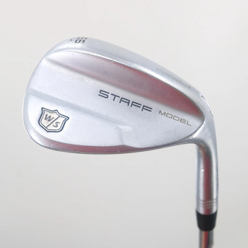 Cuña de arena Wilson Staff modelo forjada S SW 56 grados 56,14 acero rígido diestro C-153618 Foto 1 de 4