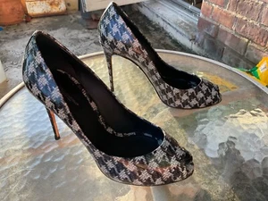Dolce & Gabbana Damen-Pumps offene Zehenpartie Fischgrätmuster Größe 38 US-Größe 8 - Bild 1 von 7