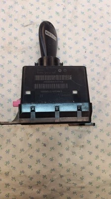 08-11 Journey /Town & Country Ignition Switch Key Receiver W/ Key 68066727 - Image 1 of 4