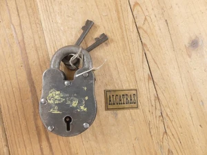 Alcatraz Schloss & Schlüssel Antik-Finish volle Größe funktionsfähig **Etikett ging ab** - Bild 1 von 7