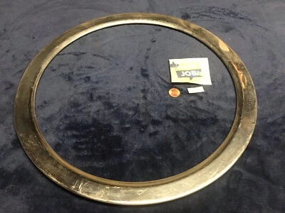 "Un anillo de ajuste original Ford Taurus 1986 1987 1988 rueda de fundición de poli 14"" ver fotos" Foto 1 de 4