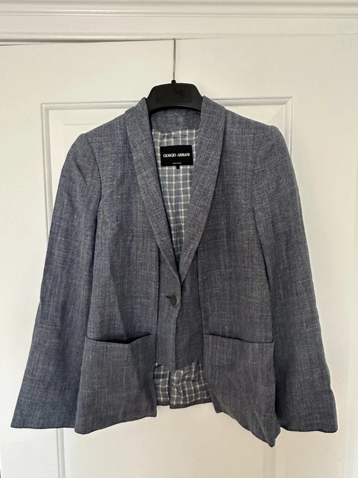 Blazers para mujer Emporio Armani azules hechos en Italia talla US 38 Foto 1 de 4