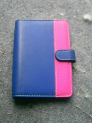 "Terminplaner", Marke: no name, Farbe: blau / pink, gebraucht - Bild 1 von 4