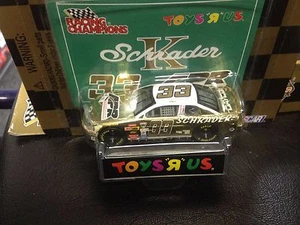1:64 Racing Champion Commemorative Series #33 ARP/Toys "R" US Ken Schrader Chevy - Bild 1 von 1