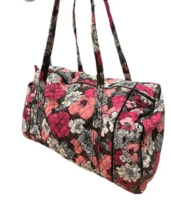Vera Bradley große Original Reisetasche 22" Bordeaux Blüten Blumenmuster gesteppt - Bild 1 von 7