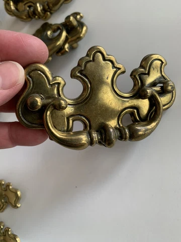 VTG handles Drop Bail pulls backplate Antiqued Bronze Canada LOT 13 - 3 5/8” Cover